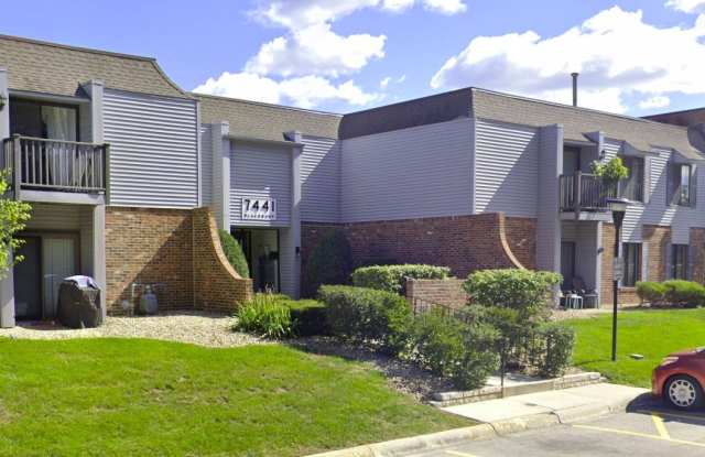 7441 Blackburn Avenue unit: 205G photos photos