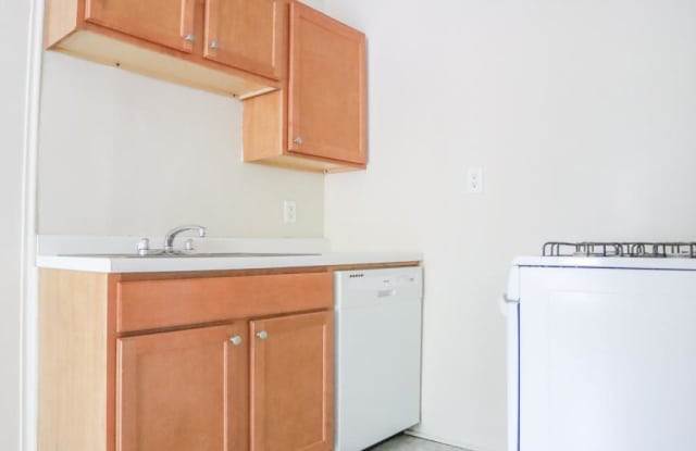 1100 West Roscoe photos photos 1100 West Roscoe photos photos