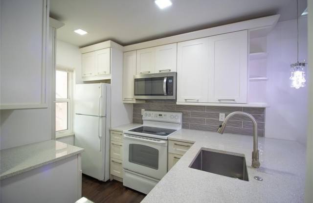 8401 Royal Palm Blvd photos photos