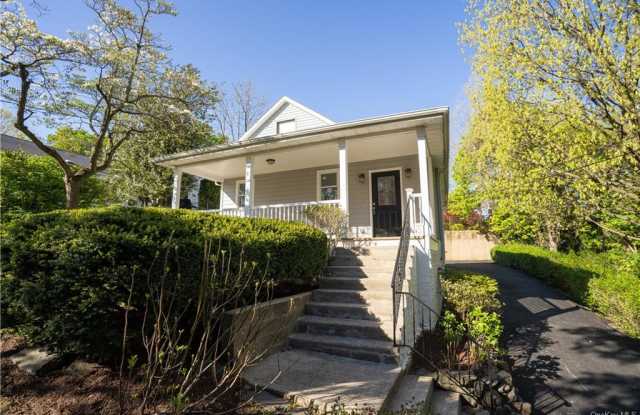 41 Whitewood Avenue - 41 Whitewood Avenue, New Rochelle, NY 10805