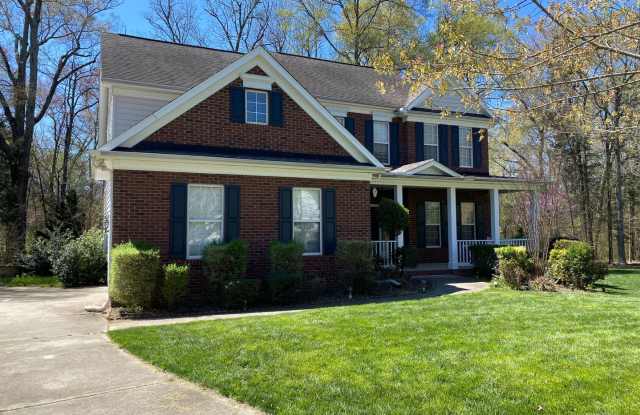 Spacious Waxhaw Home photos photos
