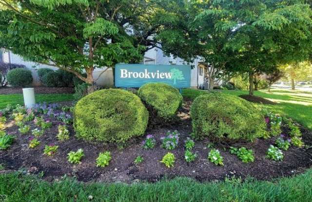 3102 Revere Ct Gallery 2
