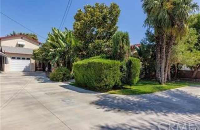 12787 Ramona Avenue Gallery 4