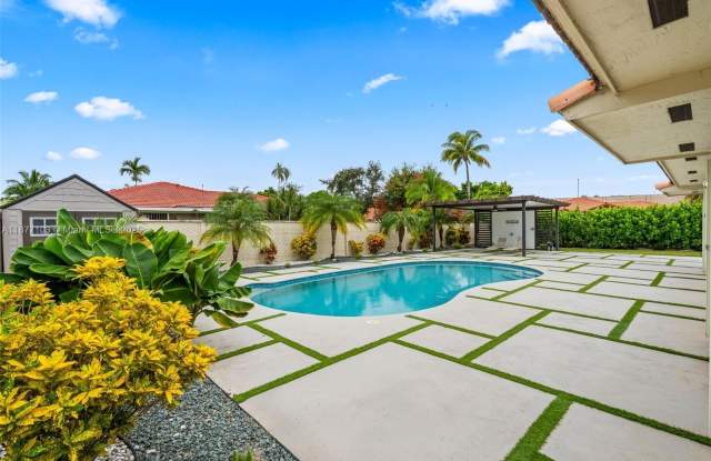 11380 SW 180th St photos photos