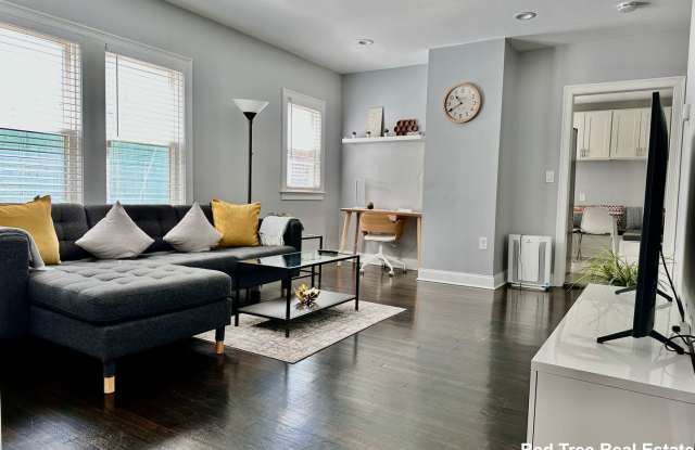 Modern Apartment near the desirable Arsenal Yards with Tandem Parking Available! photos photos