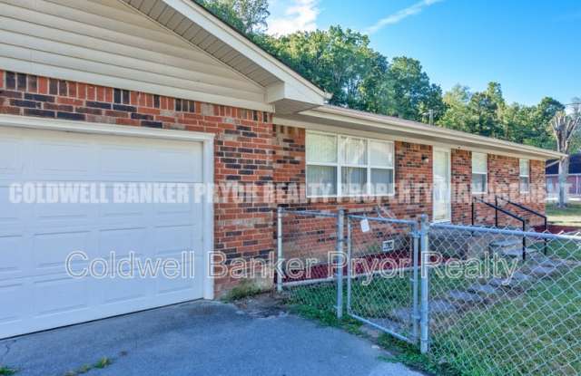 718 Lullwater Road Gallery 2