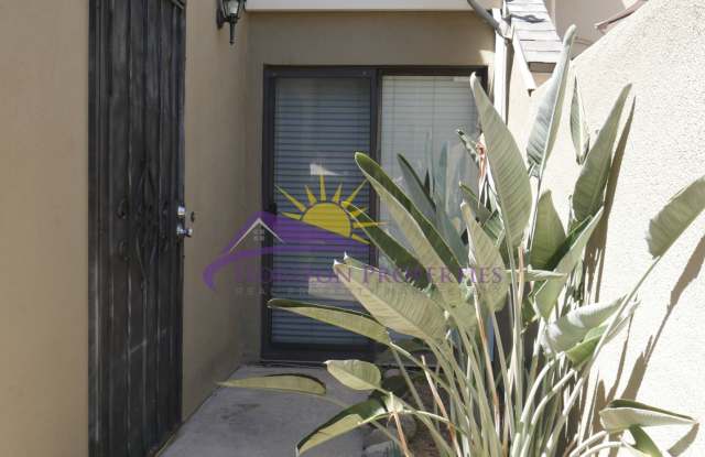 1 Bed 1 Bath 682 sq ft. Condo in Foothill Farms Gallery 4