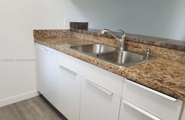 3238 NW 102nd Ter photos photos