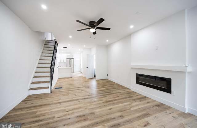 3712 MANAYUNK Avenue photos photos