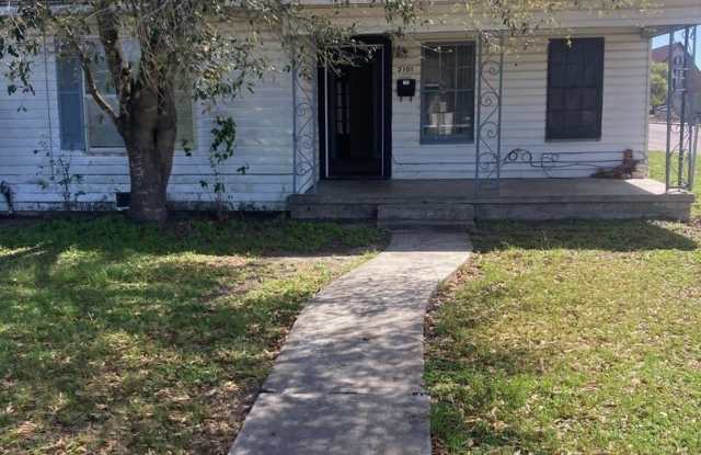 2101 E Trinity photos photos