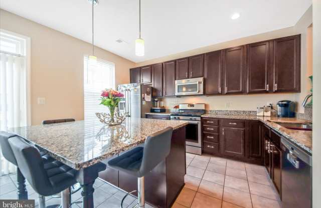 1616 WESBOURNE DRIVE photos photos