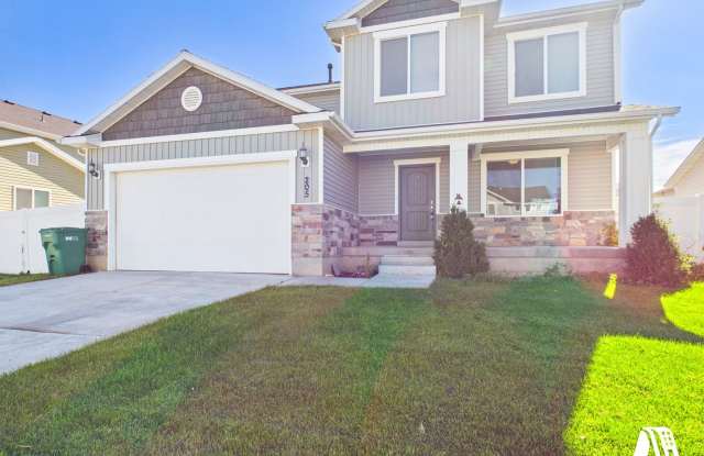 4 Bedroom 3 Bathroom House in Santaquin! Gallery 1