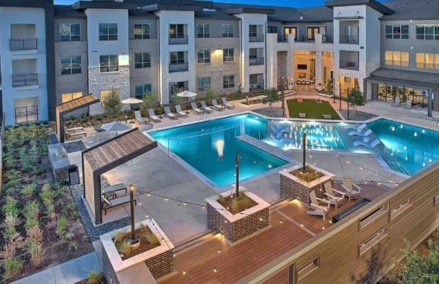 Hunters Creek Apartments photos photos