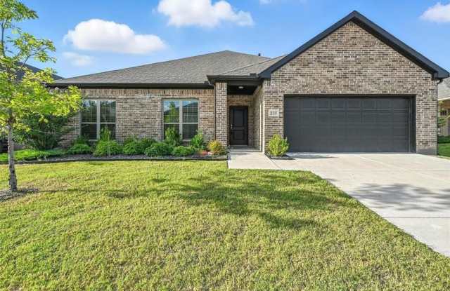 235 Community Drive photos photos
