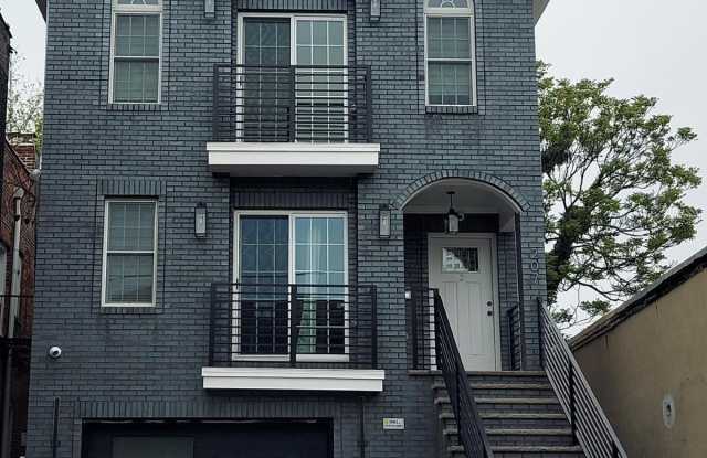 207 AVENUE B photos photos