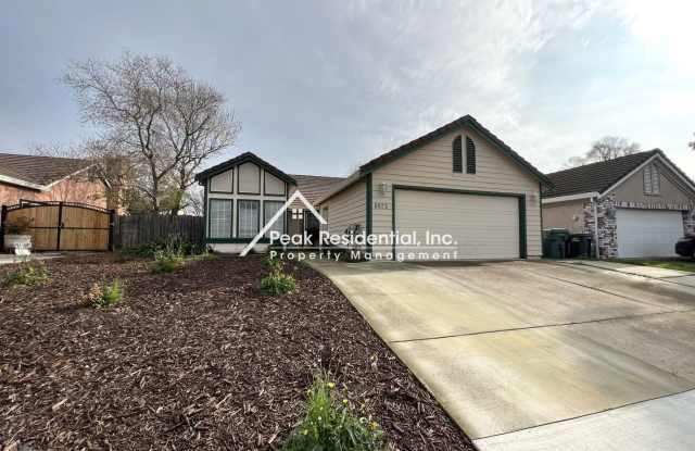 Very Nice 3bd/2ba Home with 2 Car Garage! photos photos