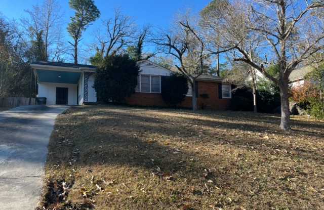 3012 Pinewood Dr photos photos