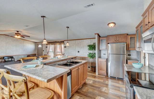 1405 Ave Z photos photos