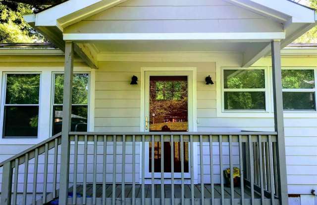 1280 Kenilworth - 1280 Kenilworth Dr SW, Atlanta, GA 30310
