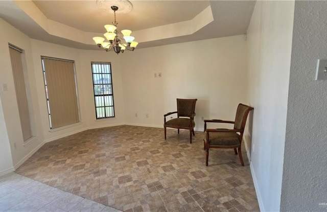 809 E Azalea Avenue Gallery 2
