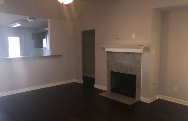 3698 Jordan View Dr Gallery 2