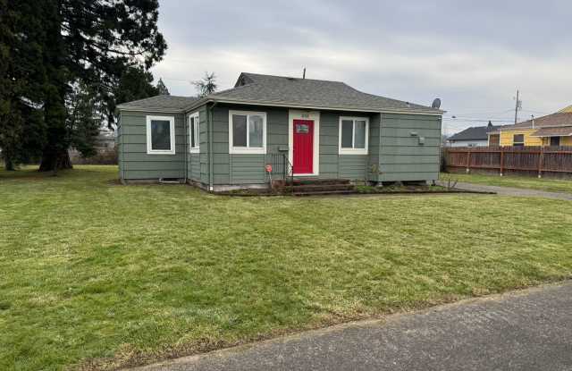 Updated 2 bedroom 1 bathroom house in Springfield! photos photos