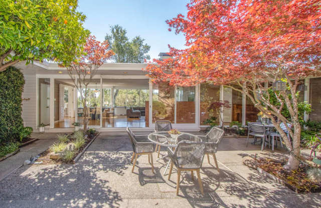 Stunning Henry Hill Mid-Century in Kentfield photos photos