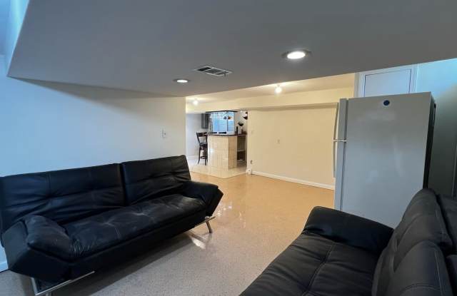 8515 Winchester Drive - 1Unit G1 photos photos