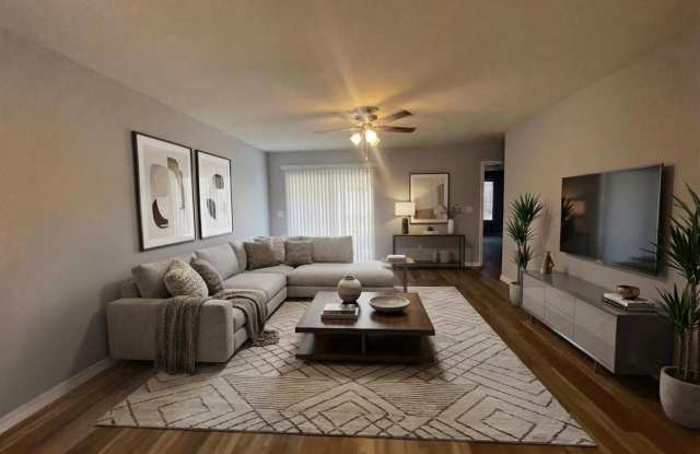Luxury Lake Living Starts Here – Brand-New 2 Bed, 2 Bath House in Kimberling City- Year Round Vacation Home photos photos