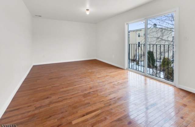 58 1St St photos photos