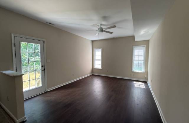 SPACIOUS 4 BEDROOM 2.5 BATH HOME IN GLEN ALLEN Gallery 4