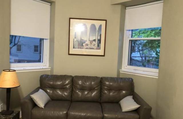 318 Tappan St. Gallery 4
