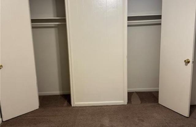 3180 Cain Gallery 2