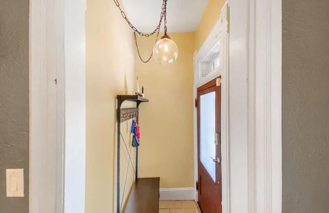 1259 Kalamath St Gallery 4