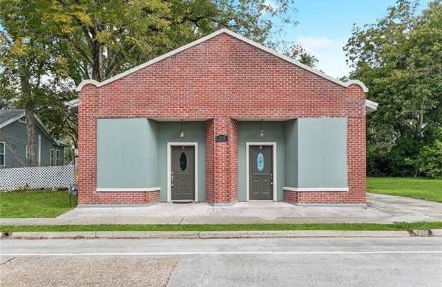 569 W 5TH Street photos photos