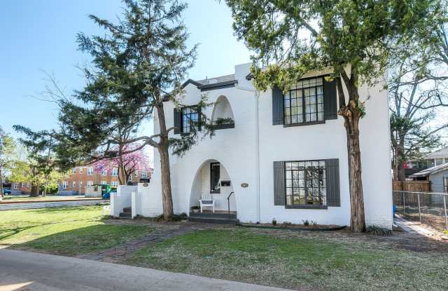 Historic Duplex near Plaza district! photos photos
