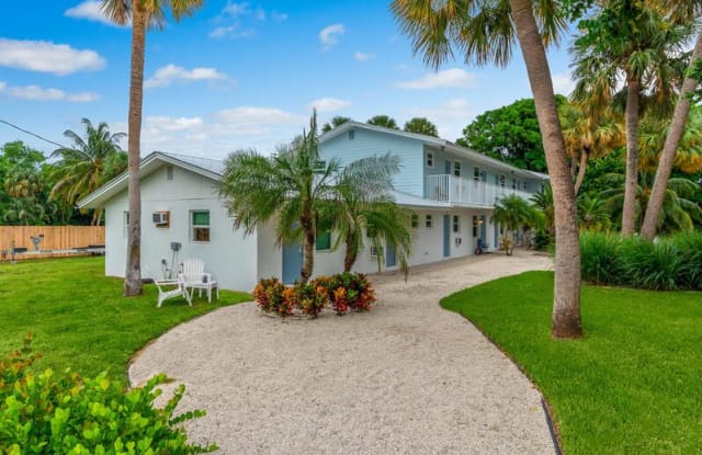 2121 Northeast Park Street - 6A - 2121 Northeast Park Street, Jensen Beach, FL 34957