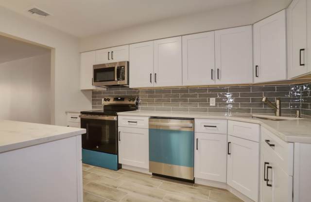 2001 GRAND AVE - 2001 Grand Avenue, North Bergen, NJ 07047