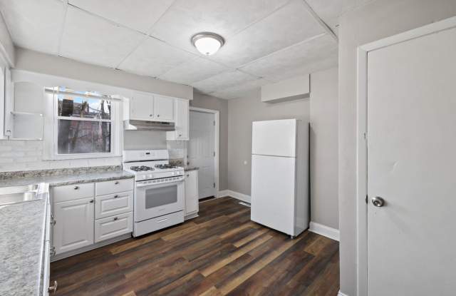 Completely updated 2br with all new Appliances! Ask about our specials!! - 448 Wylie Avenue, Clairton, PA 15025