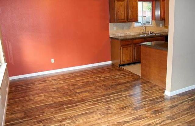 4707 Adelphi LN Gallery 3
