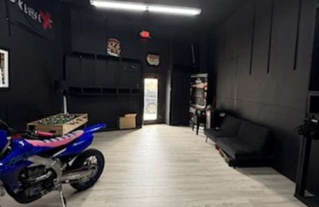 1807 Central Ave photos photos