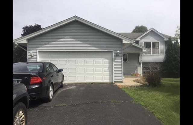 3308 West Park Drive - 3308 West Park Drive, Burnsville, MN 55306