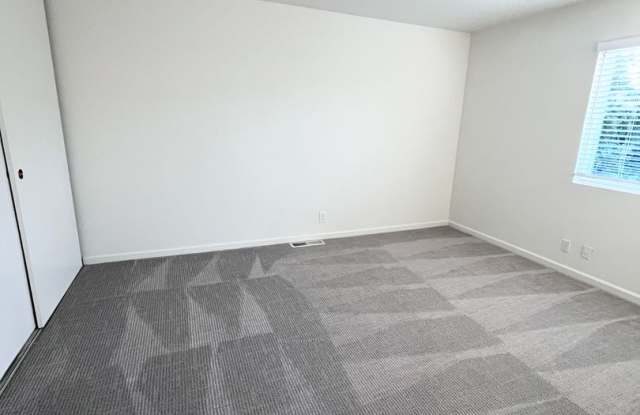 Newly Renovated 2x1 behind Bon Air! photos photos