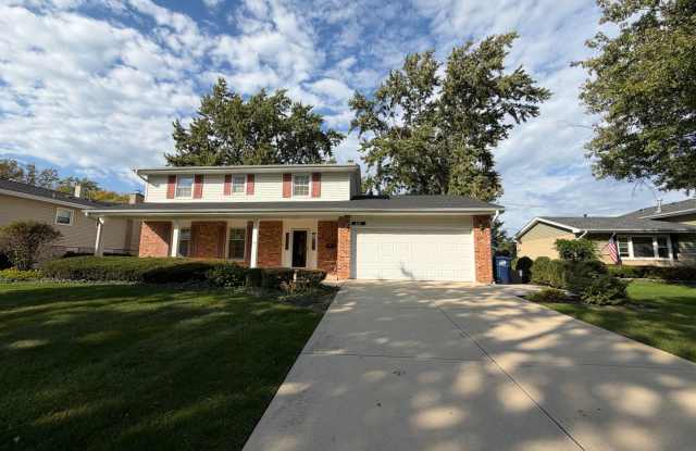 614 69th St Darien, IL 60561 Gallery 3