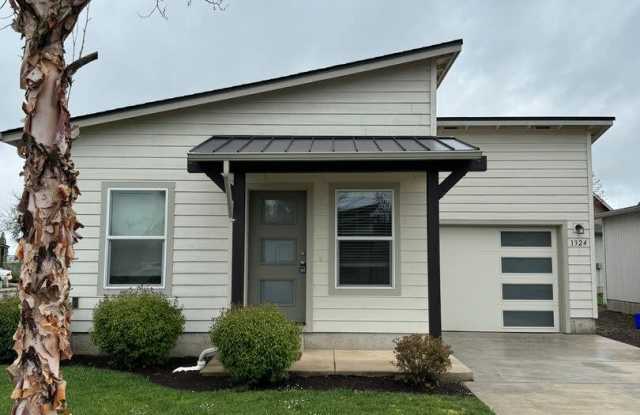 Beautiful 2 bedroom/1 bath home at Turtle Creek! photos photos