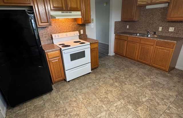 2002 Montford Dr Gallery 4