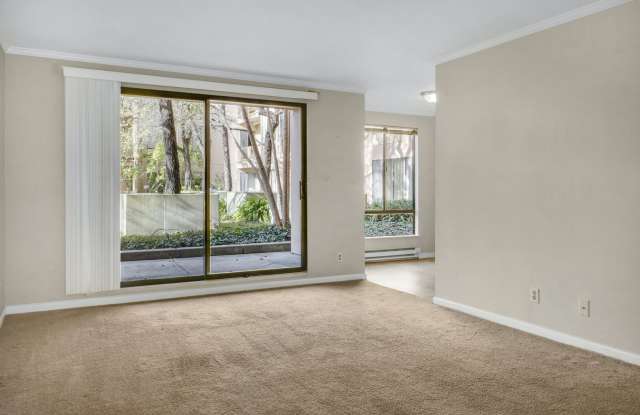 Sunny, 1 bedroom located on the 2nd floor of the exclusive resort style Watergate community! photos photos