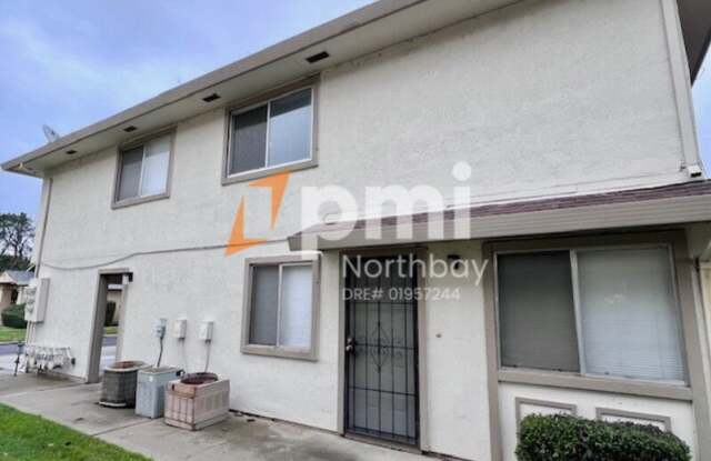 1977 Woodglen Ln - 1977 Woodglen Lane, Vacaville, CA 95687