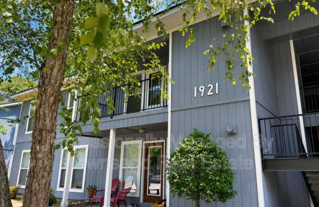 1921-4 Sardonyx Gallery 1