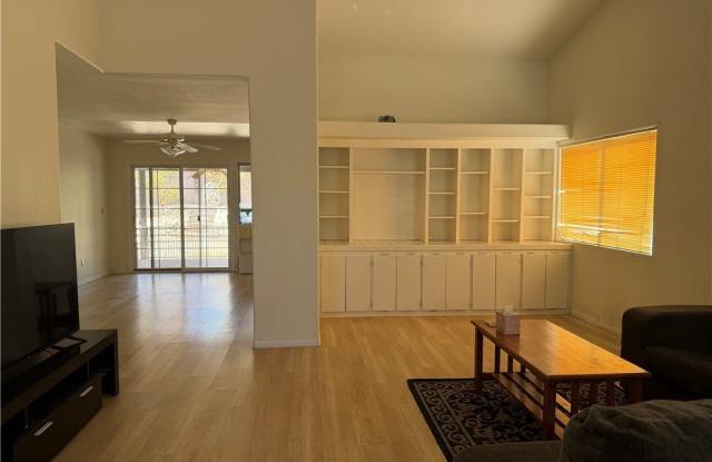 3121 N Floral Vista Avenue Gallery 2